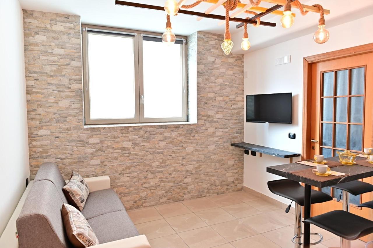 Appartamento Balzico House Salerno Esterno foto